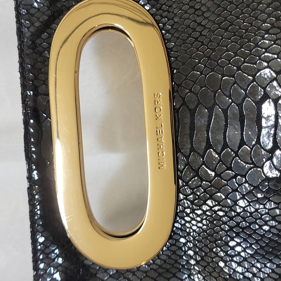 Michael Kors Berkeley Patent Python Clutch - Picture 9 of 13